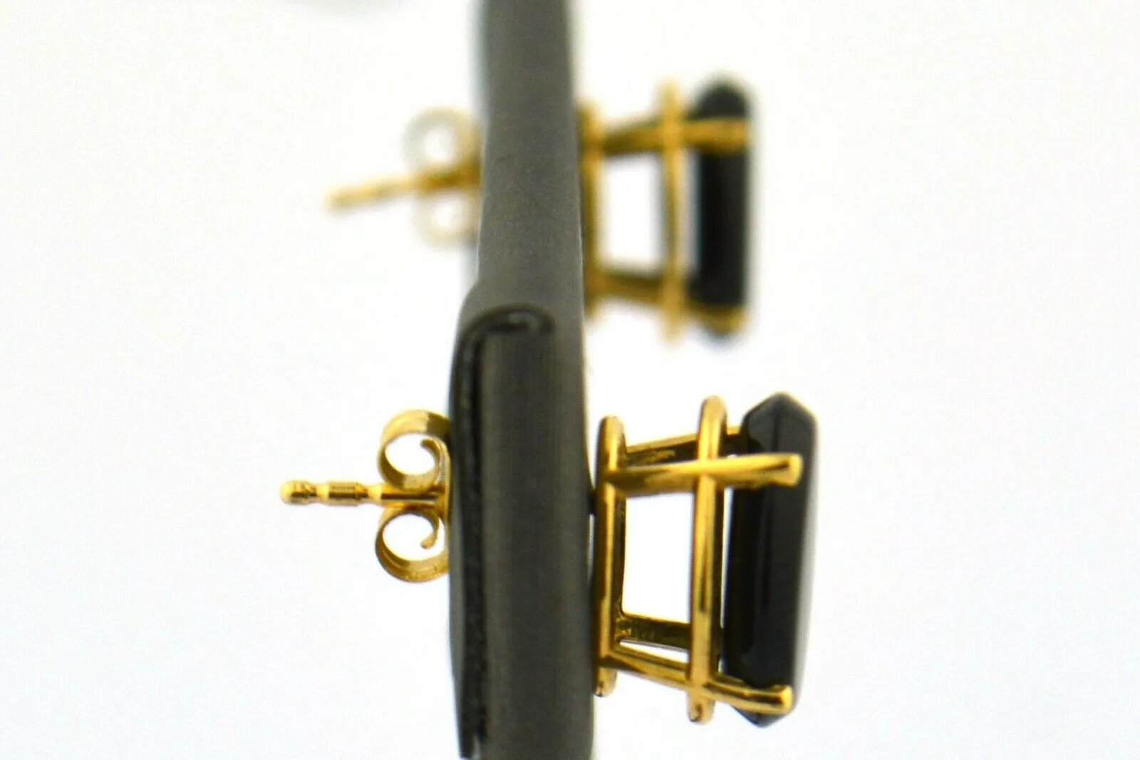 14KY 10x8 Oval Black Onyx Post Earrings 1.7G Four Prong Basket & Friction Backs