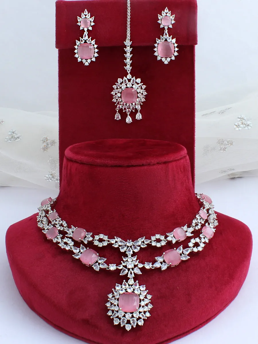 Anayra Necklace Set