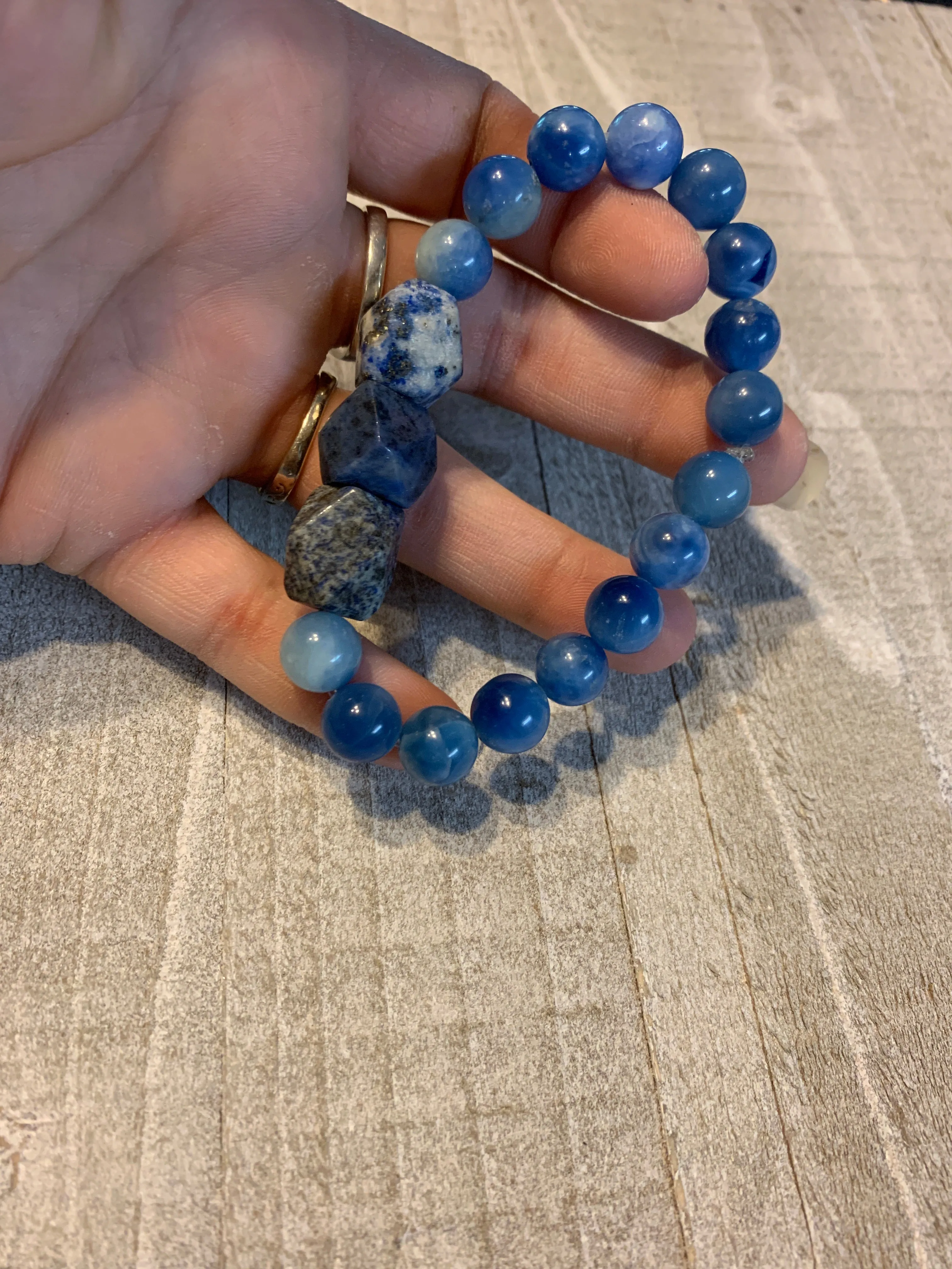 Blue rock bracelet