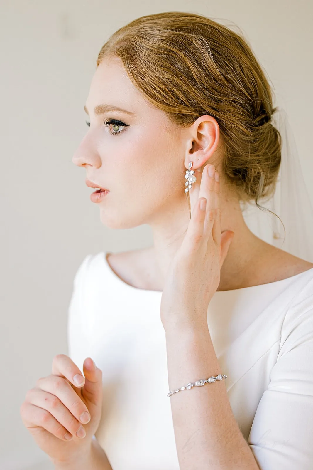 Elisia Pearl Bridal Bracelet