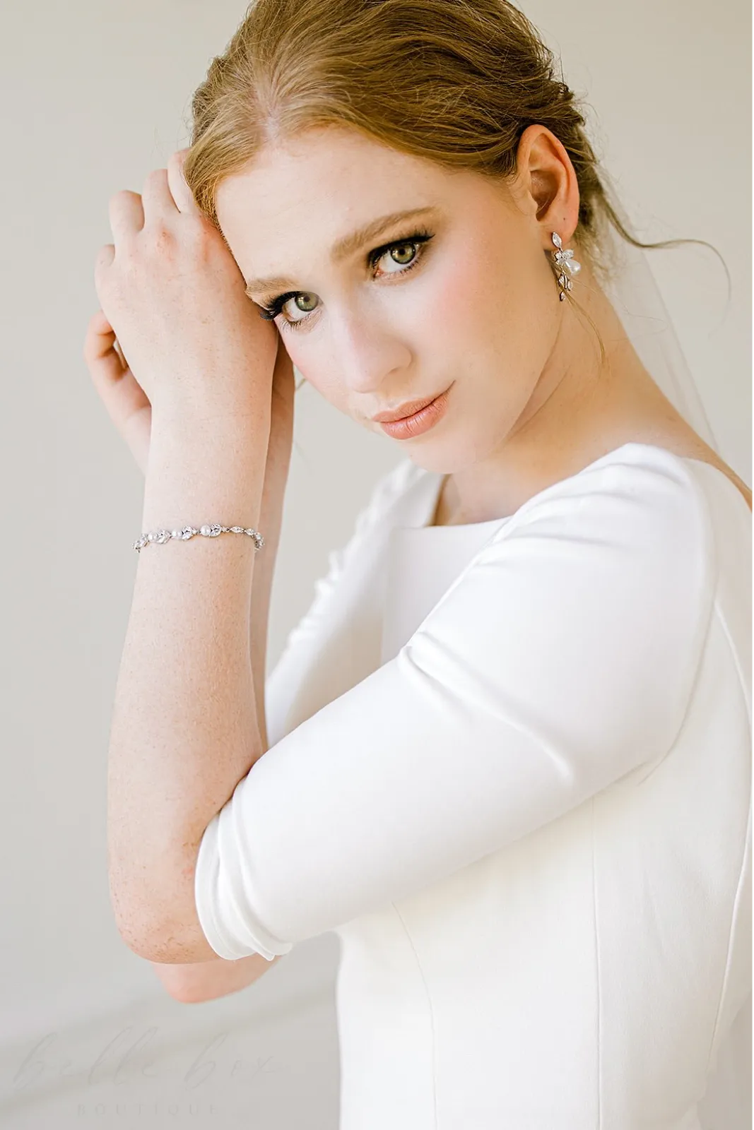Elisia Pearl Bridal Bracelet