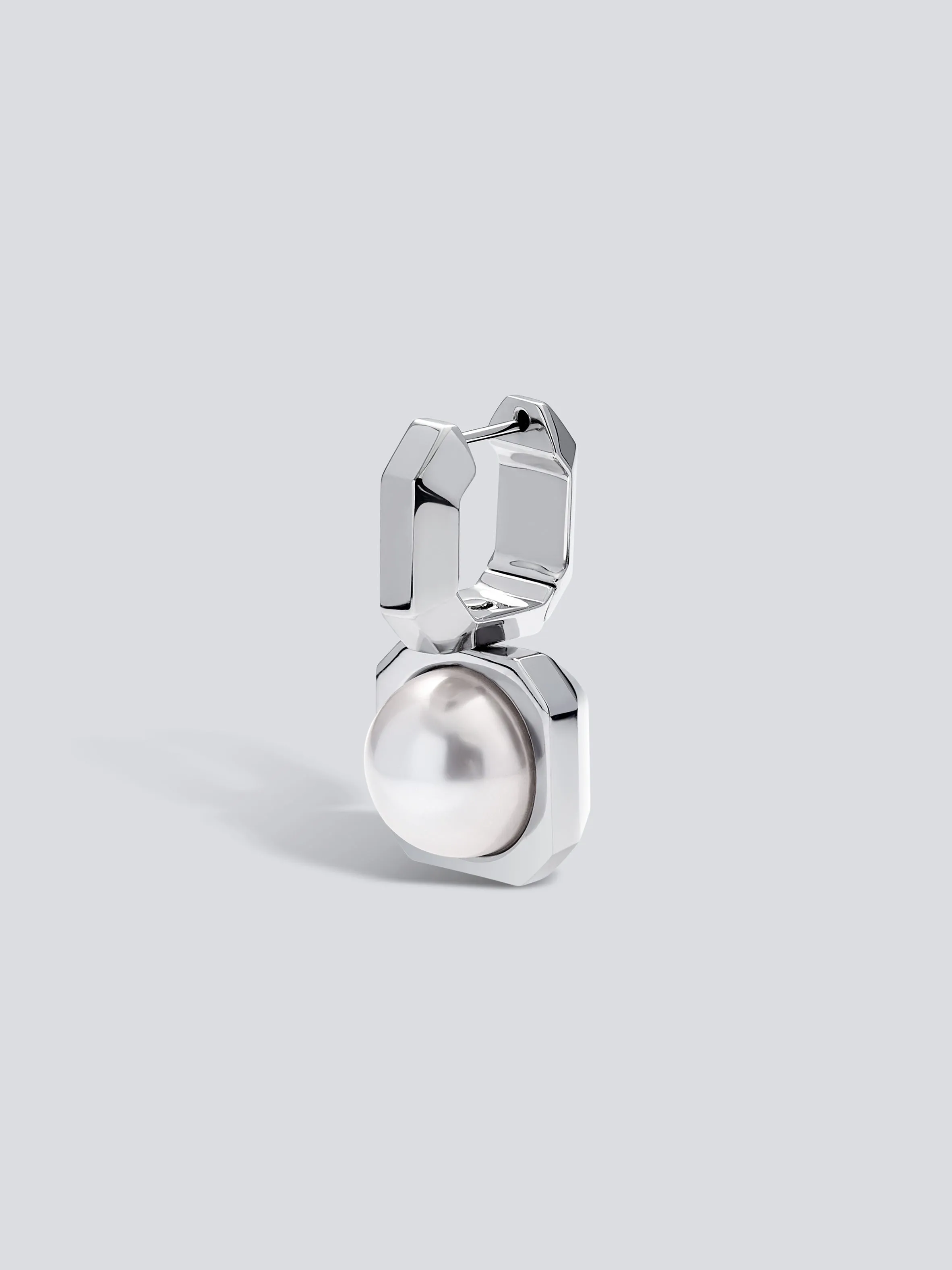 Gem Clasp Pearl Square Earring