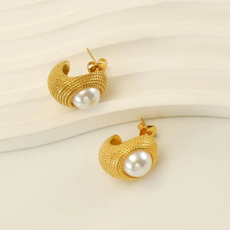 Gold-Plated Simulated Pearl Stud Earrings – Elegant Vintage Bohemian Earrings