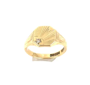 Men’s 9ct Yellow Gold Vintage Engraved Diamond Signet Ring