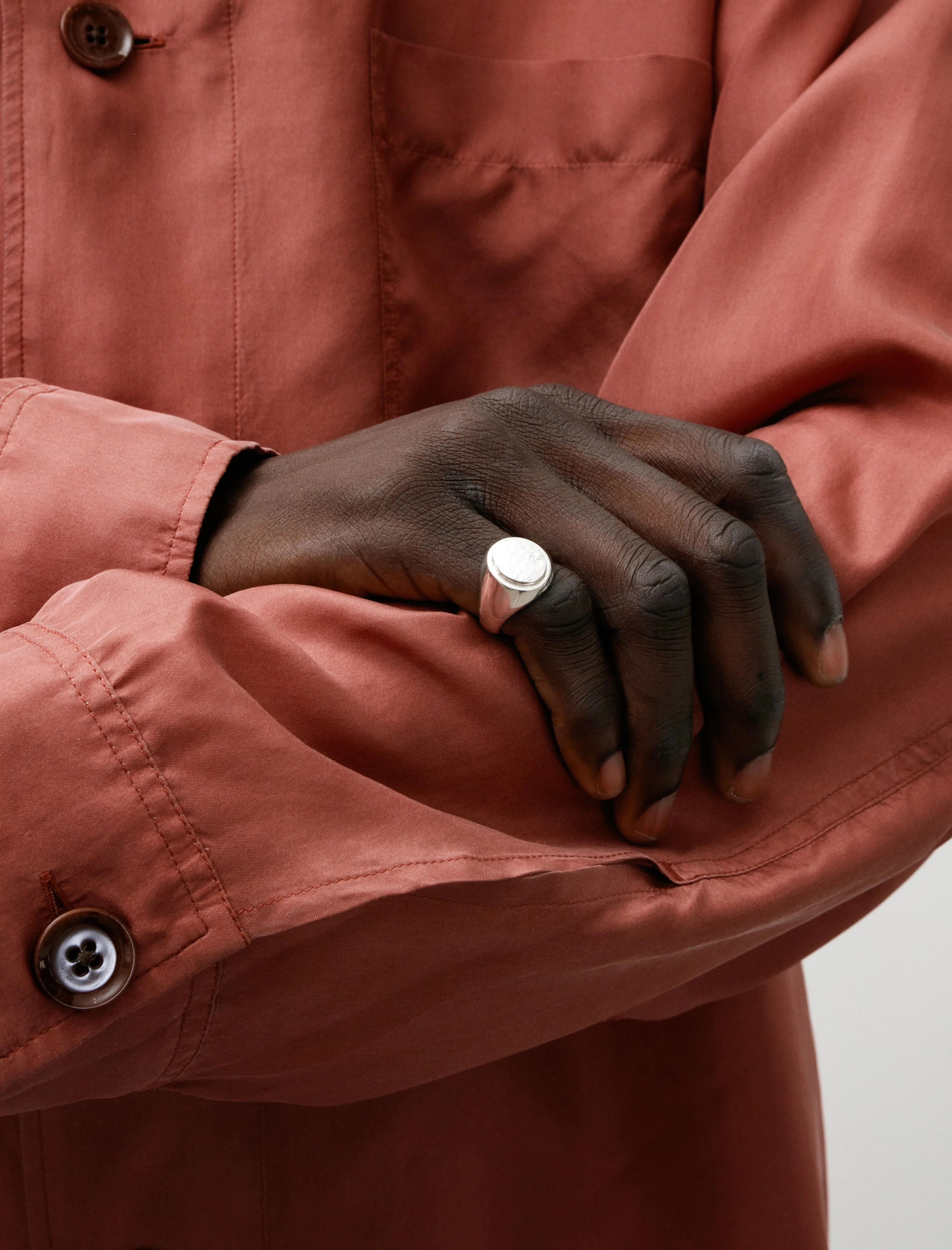 Oval Signet Ring Hammered Silver