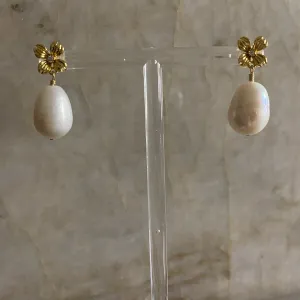 Perla Earrings- Dogwood