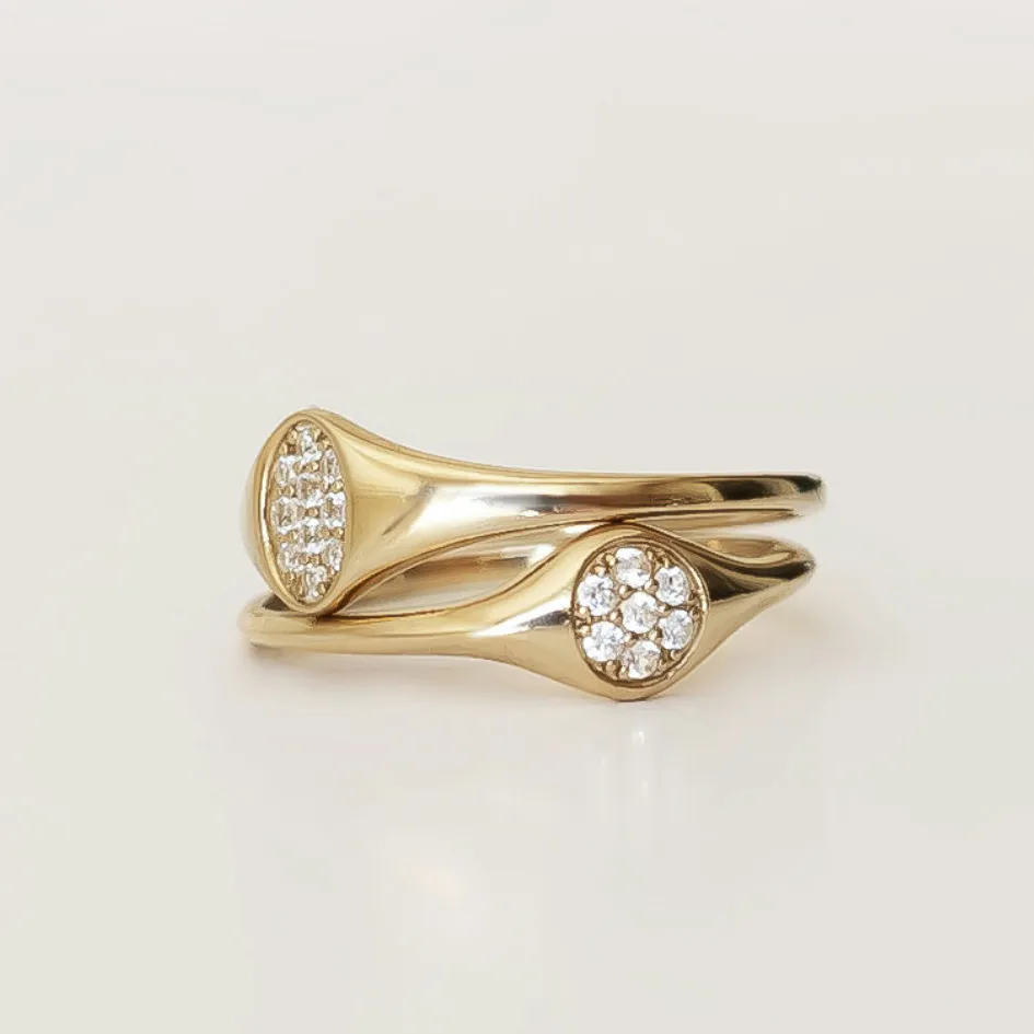 Round Pavé Signet Ring