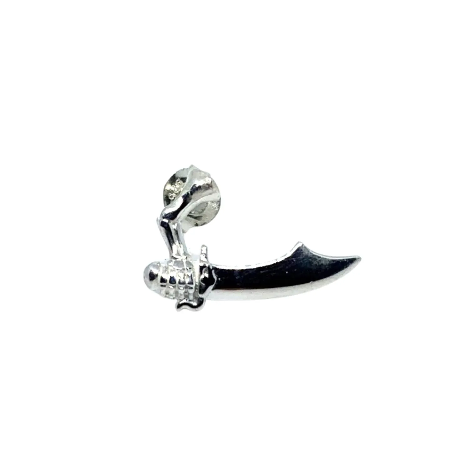 Skull curved dagger solo stud