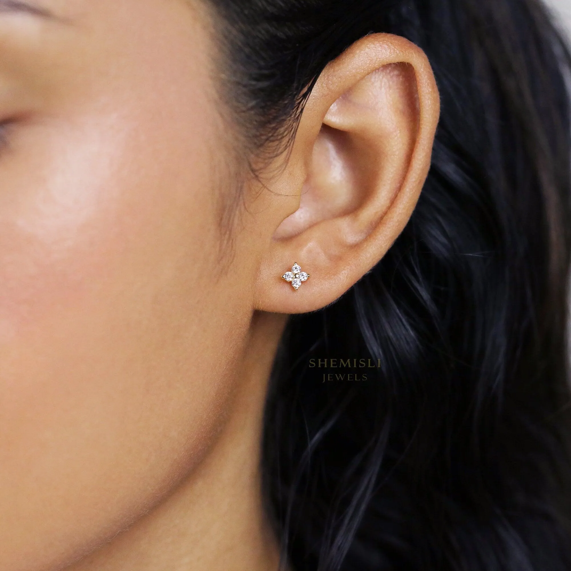 Tiny Clover Flower Stud, White, Emerald, Turquoise, Sapphire, Black, Unisex, Gold, Silver SHEMISLI SS040, SS079, SS080, SS246, SS247