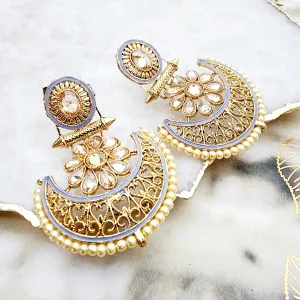 Vashna Earrings