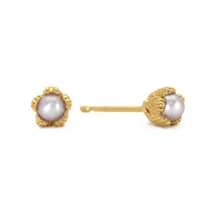 Villa Pearl Stud Earrings